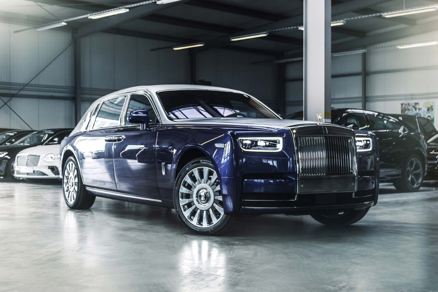 Rolls Royce  1 - Luxury Life Limousines